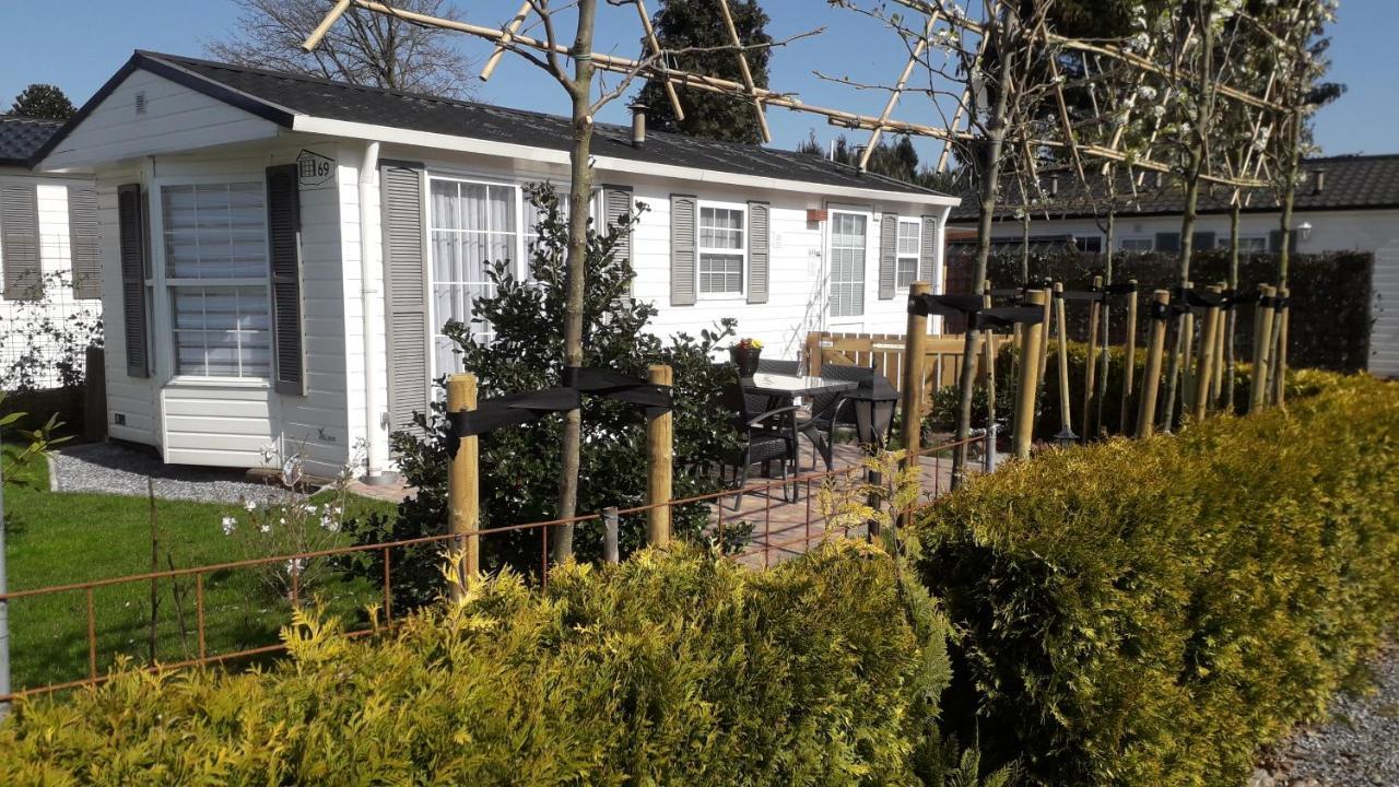 Bospareltjes Luxe Chalets Alleen Voor Recreatie Oisterwijk Luaran gambar