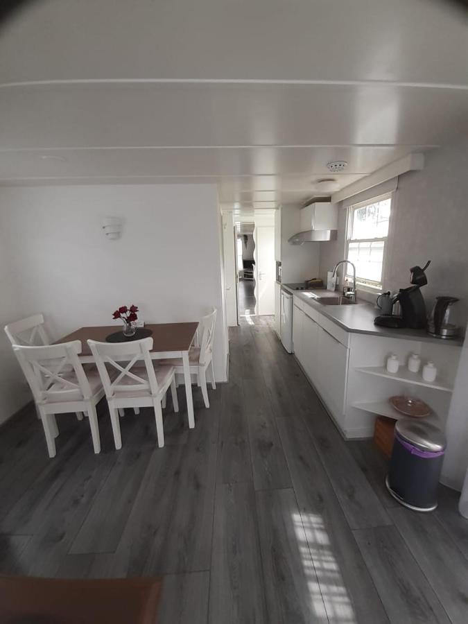 Bospareltjes Luxe Chalets Alleen Voor Recreatie Oisterwijk Luaran gambar